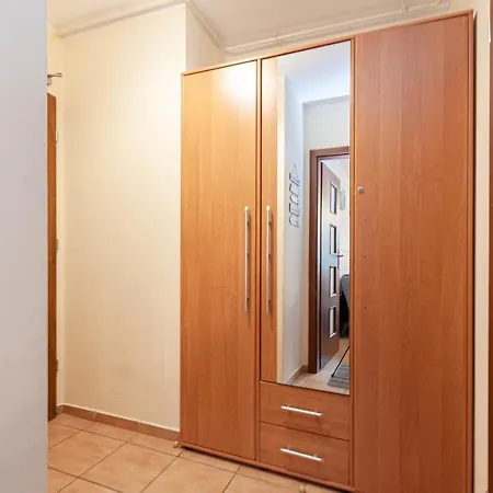 Good Dreams In Apartment